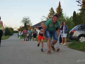 UA170715Nesselwang Singin Activiteiten op Park39.JPG